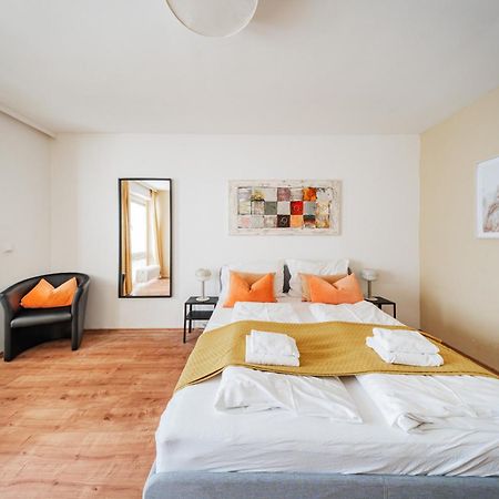 Apartmán Studio Next To Karlsplatz/Karlskirche Vídeň Exteriér fotografie